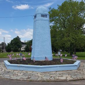 Colonial Memorial Park Statue 