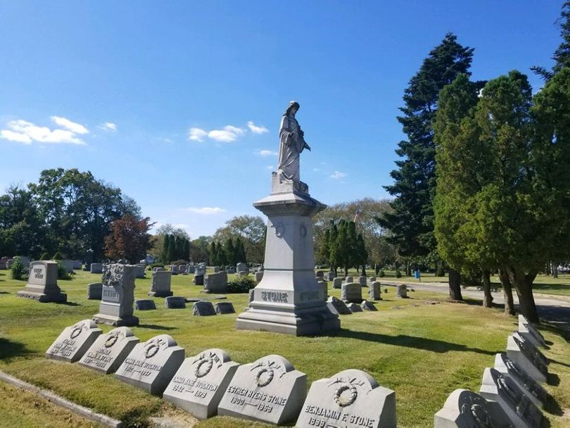 Colonial Memorial Park Grave Site